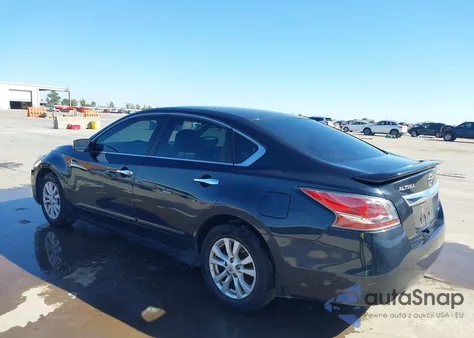 2014 Nissan Altima 2.5 S from USA, damaged, VIN 1N4AL3AP0EN245633